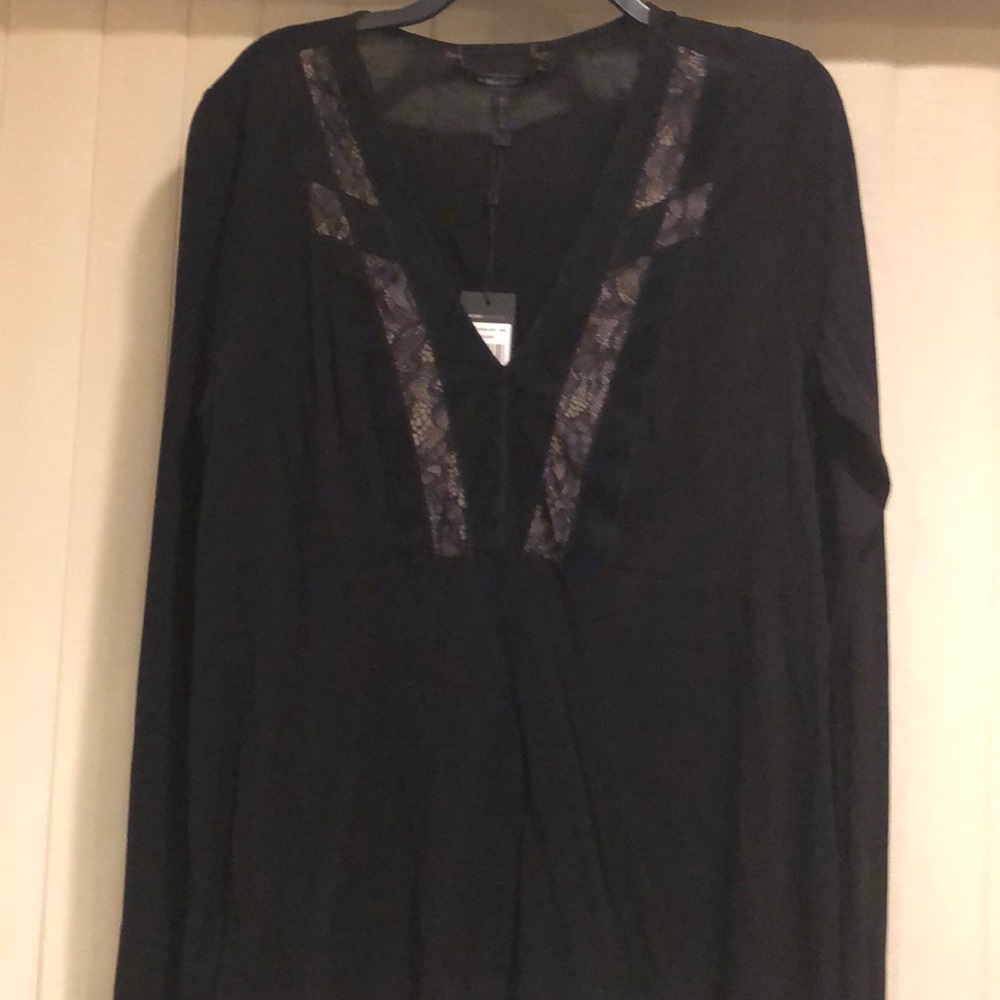 BCBG long sleep top